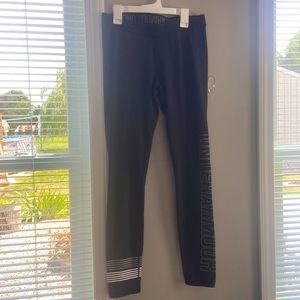 under armor leggings, size medium, very comfortable, black, white, and gray